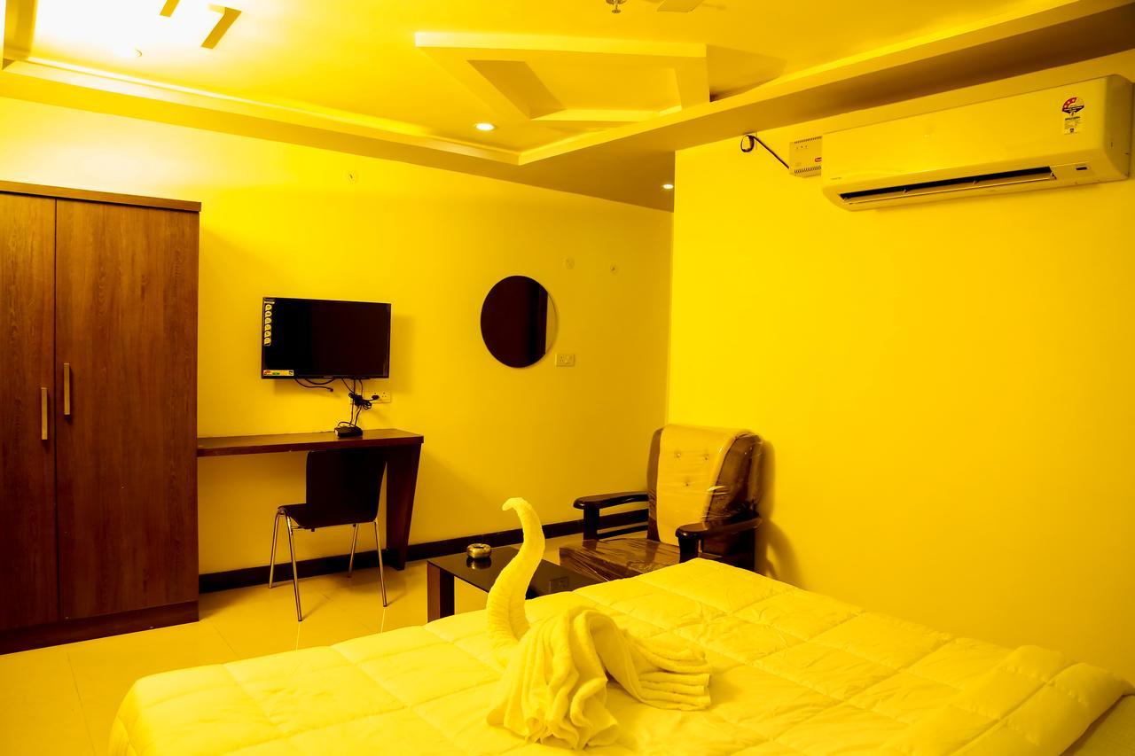 Sitara Elite Hotel Rajahmundry Luaran gambar